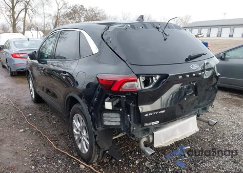 2024 Ford Escape Active z USA, uszkodzony, nr VIN 1FMCU0GN5RUB34409